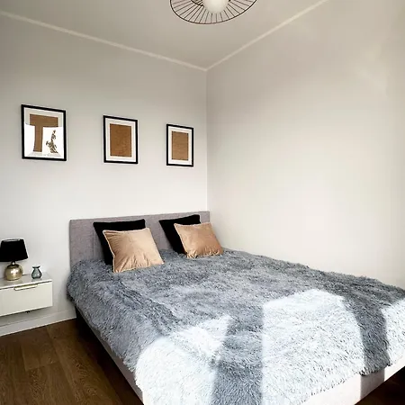 Avis Skwer Kosciuszki 2a Lägenhet